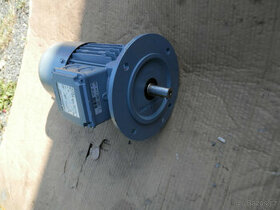Elektro motor Bauer