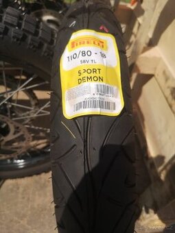 Pirelli Sport Demon 110/80 R18