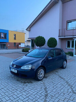 Volkswagen Golf V 1.6benzin