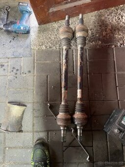 Poloosy Touareg 7P 3.0 Tdi 176kw