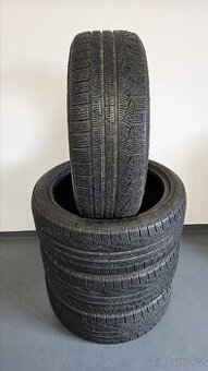 Zimní pneumatiky 235/45/20, Pirelli, DOT0820
