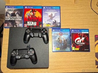 Prodám Playstation 4 slim 500 GB