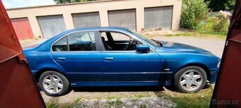 BMW E39 3.0i