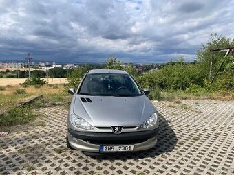 peugeot 206 1.4i 55kw , rok výroby 2005