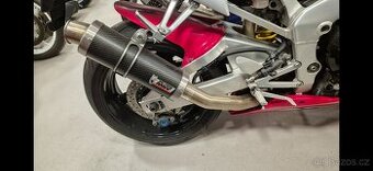 Laděný výfuk MIVV na Yamaha R1 typ RN01