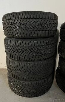 225/45 R18 Zimní pneu Dunlop
