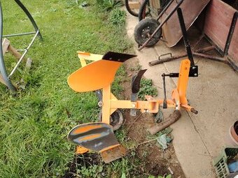 Obracecí pluh 20cm VARES