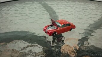 MATCHBOX RW JAGUÁR - 1