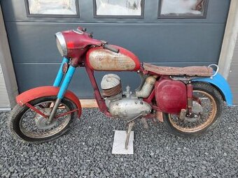 Jawa 350/360 panelka s doklady