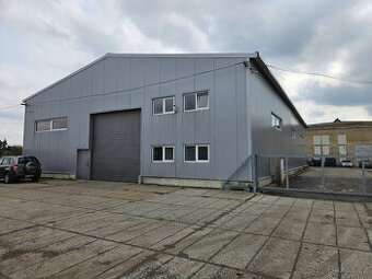 Pronájem výrobní haly, prostoru 600 m² Slaný, Pražská