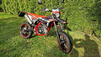 2025 Beta rr motard 2t 50 sport black (v záruce do 3/2027)