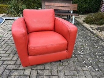 LUXUSNÍ ZNAČKOVÉ   KOŽENÉ  ITALSKÉ KŘESLO NATUZZI