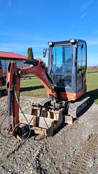 Minirypadlo KUBOTA KX018-4G