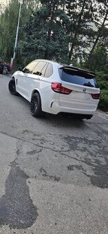BMW X5 M50D - 1