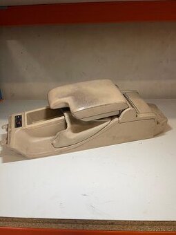 E46 středový tunel krémový