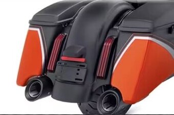 Zadní blatník + zadní světla  Harley street glide