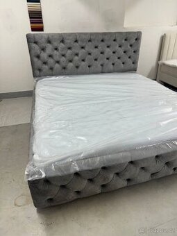 Čalouněná manželská postel 180×200 s NOVOU matrací