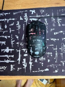 Klavesnice sluchátka myš podložka