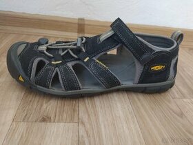 Chlapecké sandály Keen vel.38
