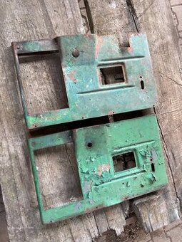 Prodám plechy pod palubovku Zetor 35 Super