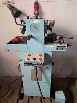 Bruska BNNK 32 A, rok výroby 1990