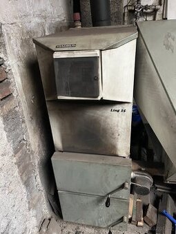 Kotel na tuhá paliva