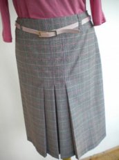 prodám károvanou sukni vel.44 (L)