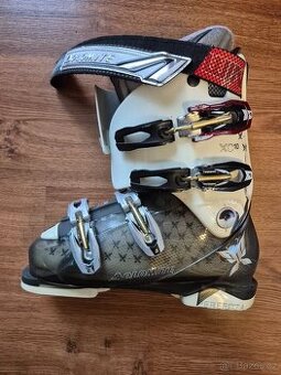DOLOMITE lyžařské boty