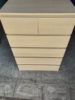 Ikea komoda Malm dubová dýha 6 zásuvky