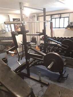 Posilovací klec half rack, upažování, jammery