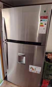 Americká lednice LG