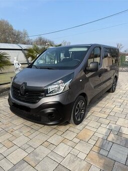 Renault Trafic 8-miestny | r. 2014 (model 2015) | TOP stav |