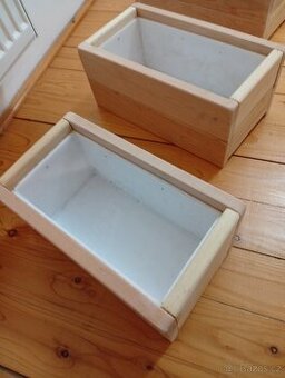 truhlíky na květiny