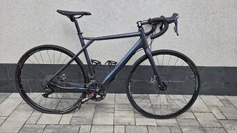 Gravel kolo GT Grade – vel. M – hydraulické brzdy TRP