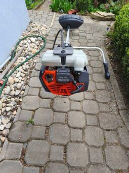 Křovinořez OleoMac - 1X POUŽITÝ - stěhování