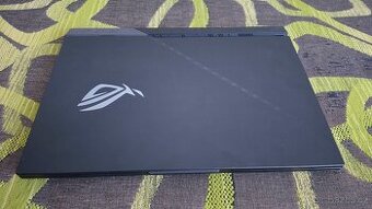 ASUS ROG Strix SCAR 17 G733PYV-LL045W Off Black kovový