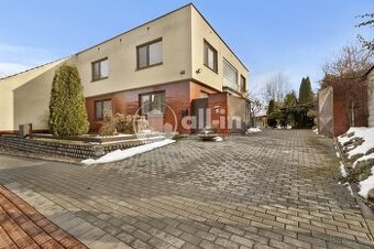 Prodej rodinného domu Kozlany, s pozemkem 837 m2