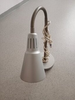 Stolní lampa