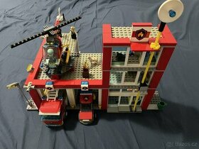 Lego city hasicska stanice 60004 - 1