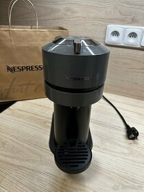 Kavovar na kapsle Nespresso Vertuo Next Dark Grey