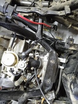 Prodam Motor Kymco dink 150 Nahradni dily