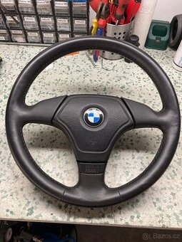 Prodám volant do e36