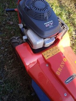 Mulčovač Honda Bravo - sekačka na vysokou trávu
