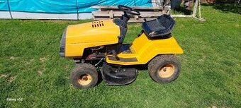 Zahradní traktor