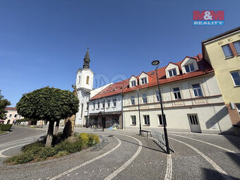 Prodej bytu 2+kk, Třebechovice p. Orebem, ul. Masarykovo nám - 1