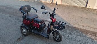 Elektrický skútr – pro 1 i 2 osoby, dojezd 50 km