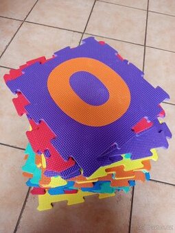 Pěnové puzzle na podlahu