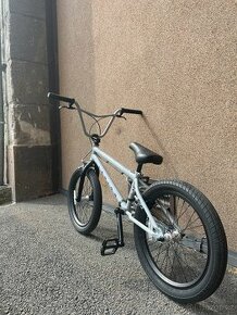 BMX kolo - MONGOOSE Legion L100