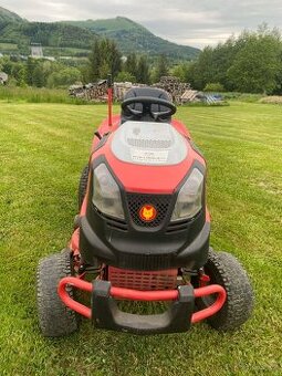 Zahradní traktor Wolf garten motor Kawasaki