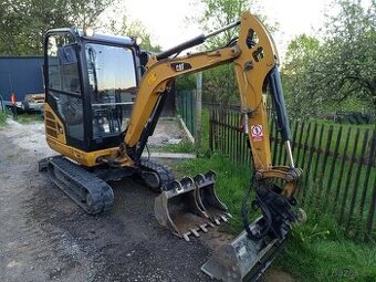 Nová cena, bagr Caterpillar 302.2 D, 3359 motohodin